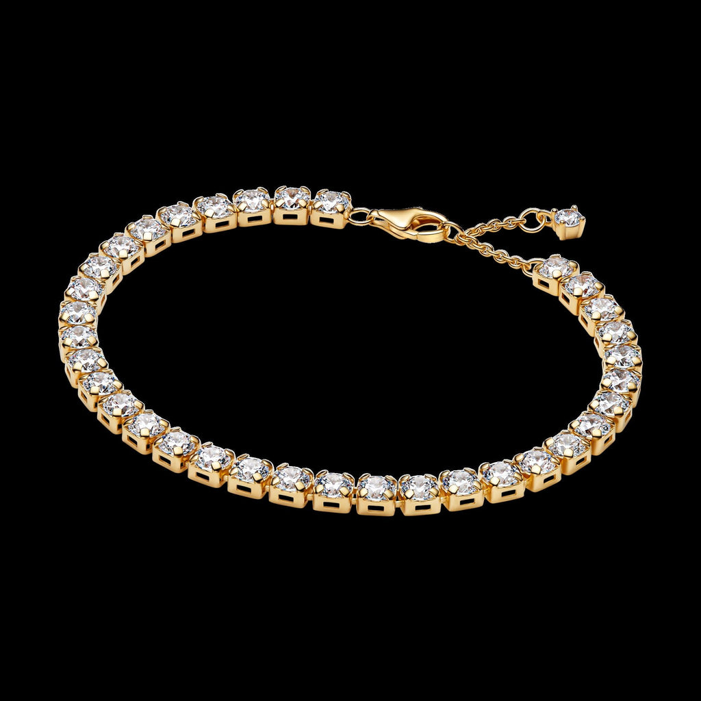 Oval Sparkling Halo Ring