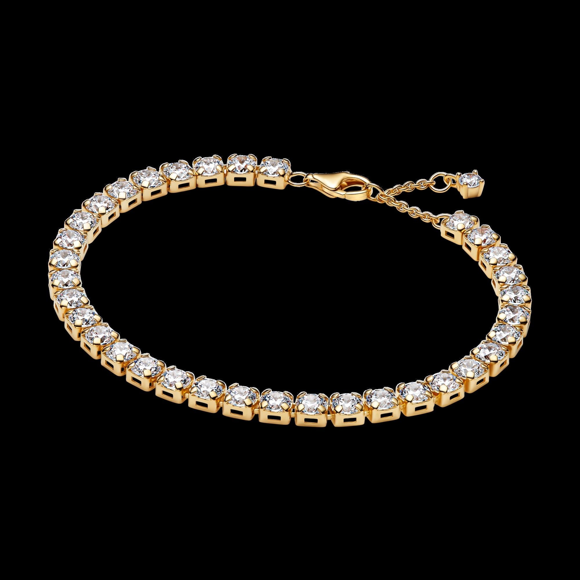 Oval Sparkling Halo Ring
